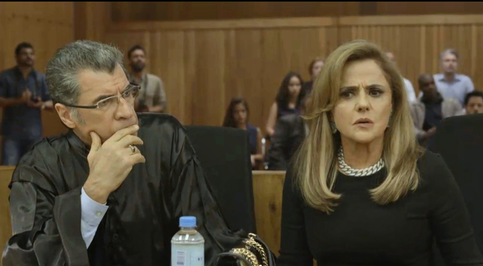 A mãe de Gael é acusada de cometer quatro assassinatos (Foto: TV Globo)