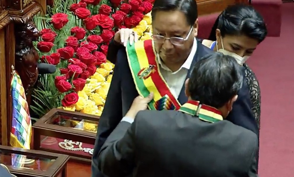 Luis Arce toma posse na Bolívia em novembro de 2020 — Foto: AFP