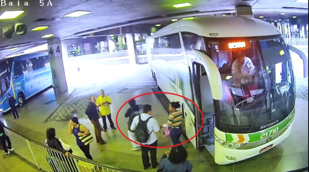 Mulher desaparece após ser abordada por homem na Rodoviária de BH — Foto: Polícia Civil/Divulgação 