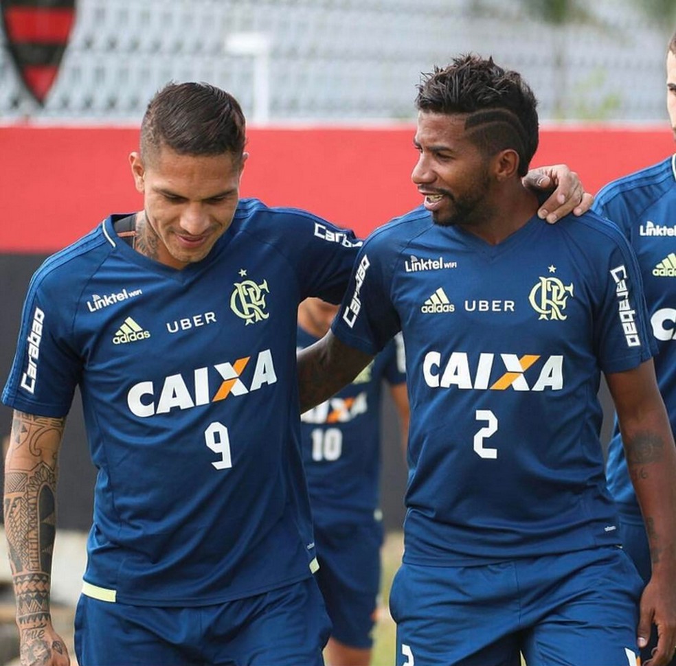 Guerrero e Rodinei em treino do Flamengo (Foto: Gilvan de Souza)