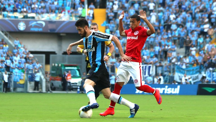 Gremistas admitem pressão do Inter e catimba para segurar 0 a 0 na Arena