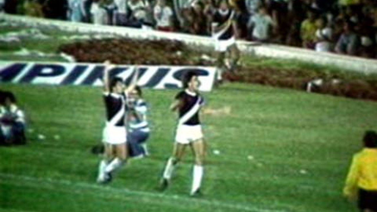 Em 1980, Roberto Dinamite marca cinco vezes em goleada sobre o Corinthians