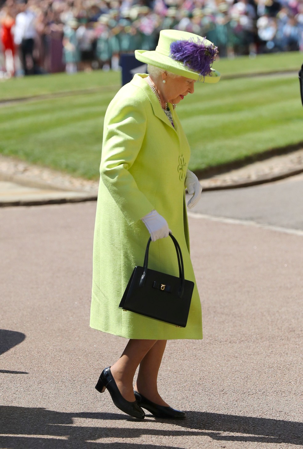 Rainha Elizabeth II chega ao casamento (Foto: Gareth Fuller/Pool via REUTERS)