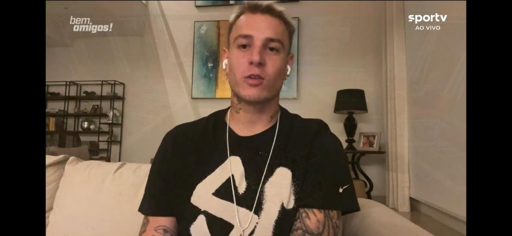 Roger Guedes revela que VP esconde escalação até mesmo dos jogadores