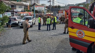 Ataque a creche: Samu, Corpo de Bombeiros e Pol&iacute;cia Militar est&atilde;o no local &mdash; Foto: Divulga&ccedil;&atilde;o/CBMSC