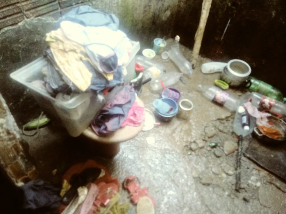 Campanha tem objetivo conseguir aluguel social — Foto: Arquivo pessoal