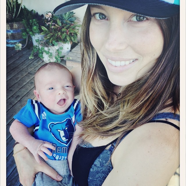 Jessica Biel e o filho, Silas (Foto: Reprodução/Instagram)
