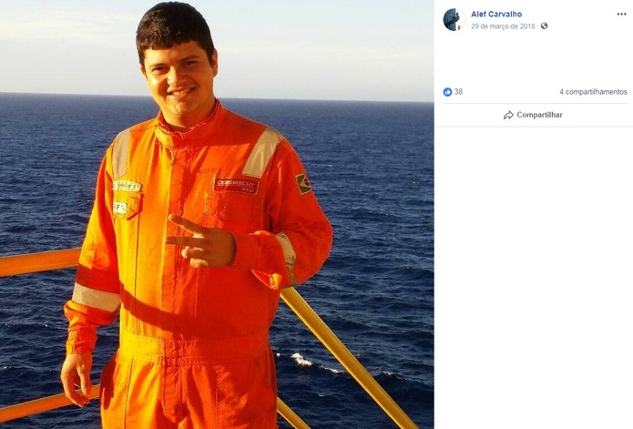 Alef Carvalho de Oliveira, 25 anos, é de Minas Gerais e está entre as vítimas do acidente — Foto: Reprodução/Facebook