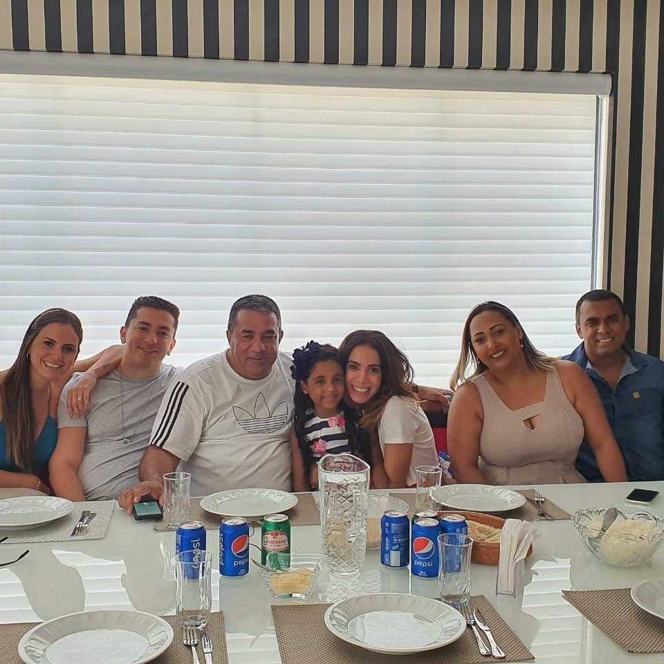 Anitta em família (Foto: Reprodução / Instagram)