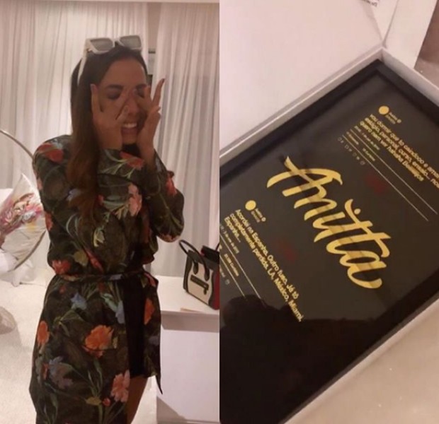 Anitta chora ao ganhar presente especial (Foto: Reprodução Instagram)