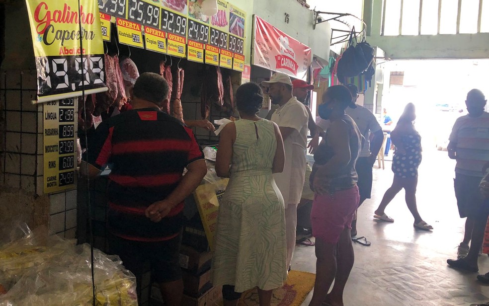 Mercado de Água Fria ficou sem energia por mais de um dia devido às chuvas — Foto: Reprodução/WhatsApp