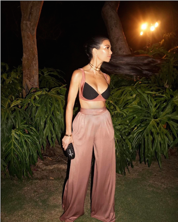 Kourtney Kardashian durante seu passeio à Costa Rica (Foto: Instagram)