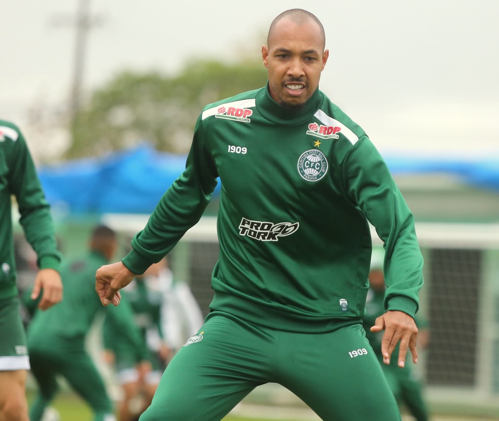Alan Costa estava no Coritiba antes de acertar com o CSA — Foto: Divulgação/Coritiba