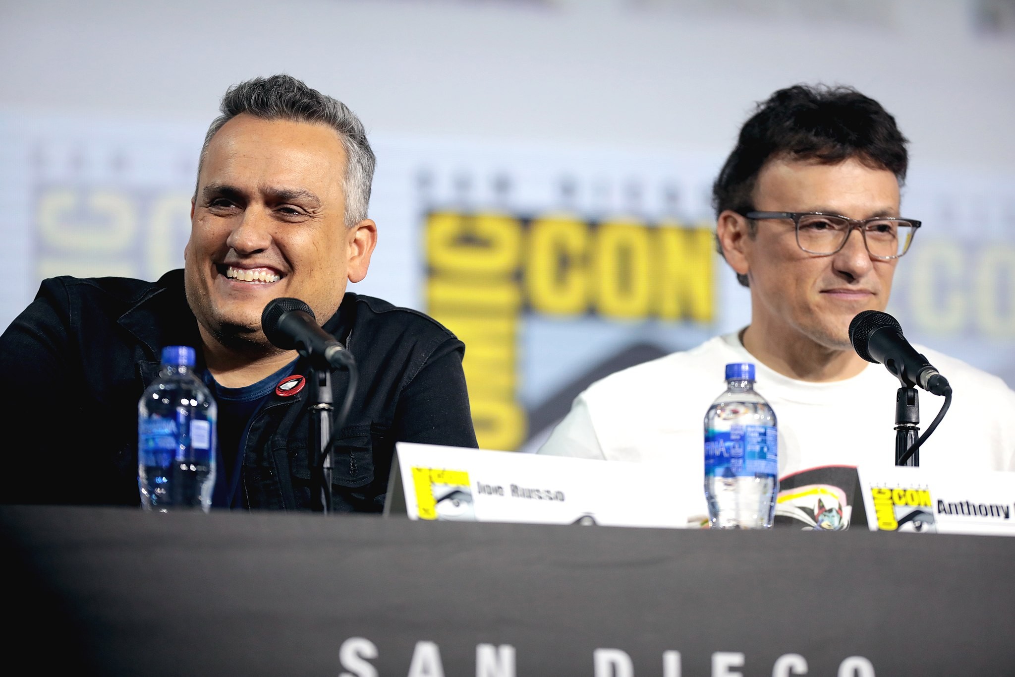 Joe e Anthony Russo na Comic Con San Diego (Foto: Wikimedia Commons)