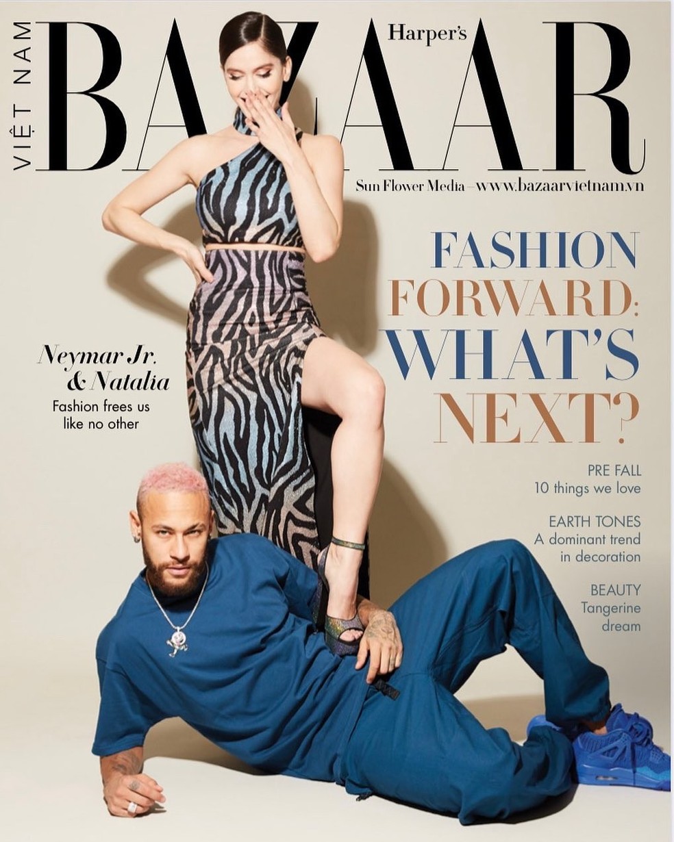 Natalía Barulích e Neymar em capa de revista — Foto: Reprodução/Harper's Bazaar