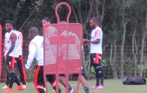 Luiz Antonio volta a treinar com grupo após suposta ligação com a milícia