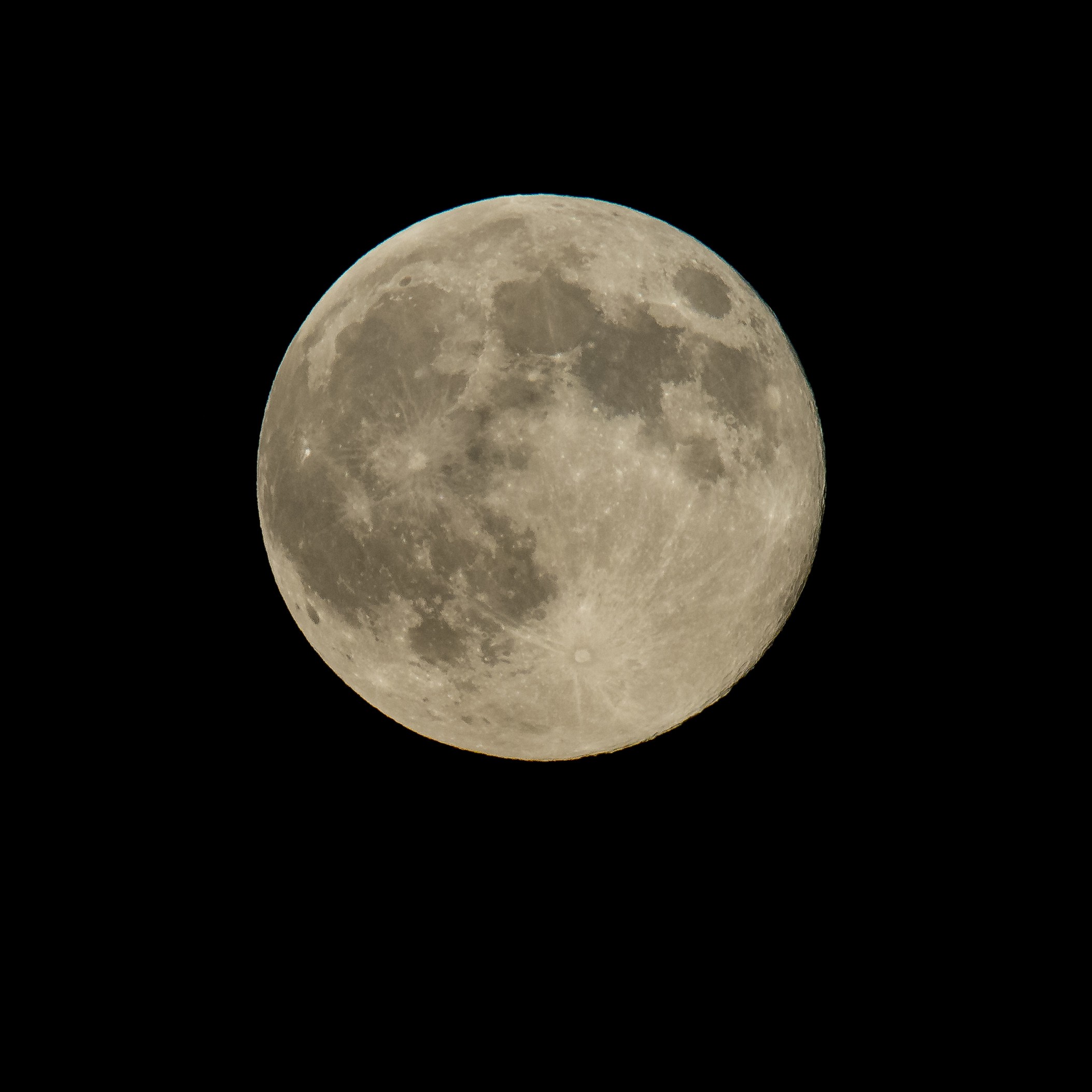 Destaque da NASA: fenômeno luminoso vermelho é a foto astronômica do dia