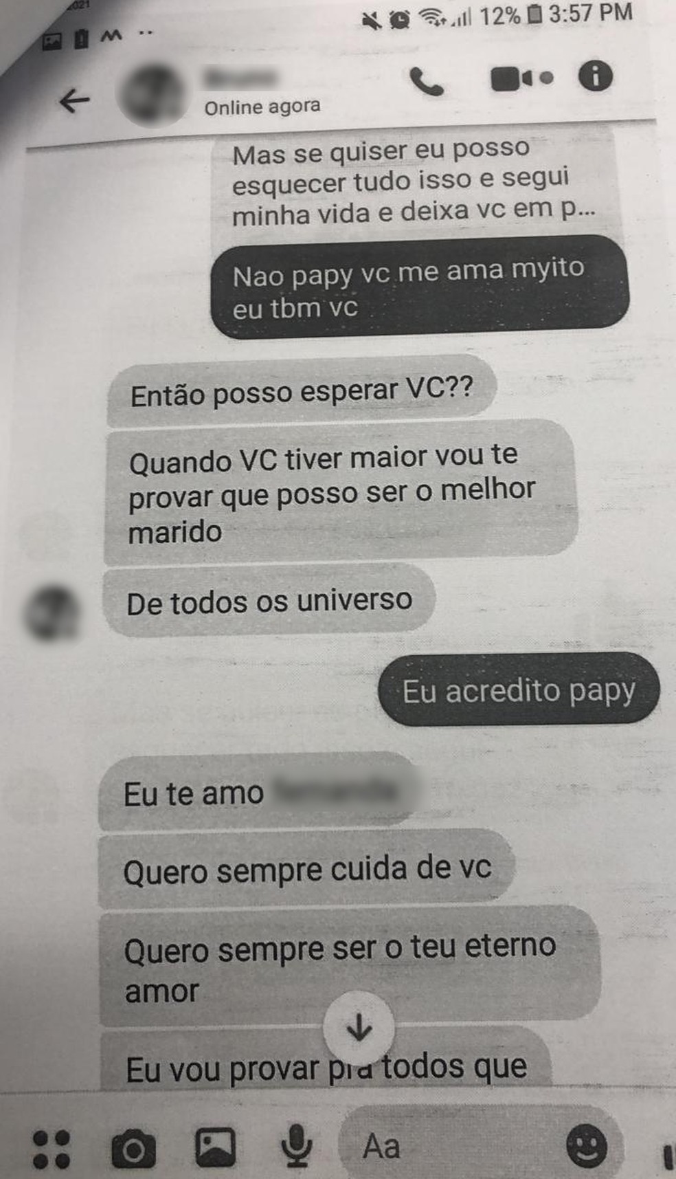 Mensagens trocadas entre vítima e suspeito mostram uma relação íntima entre eles — Foto: Reprodução