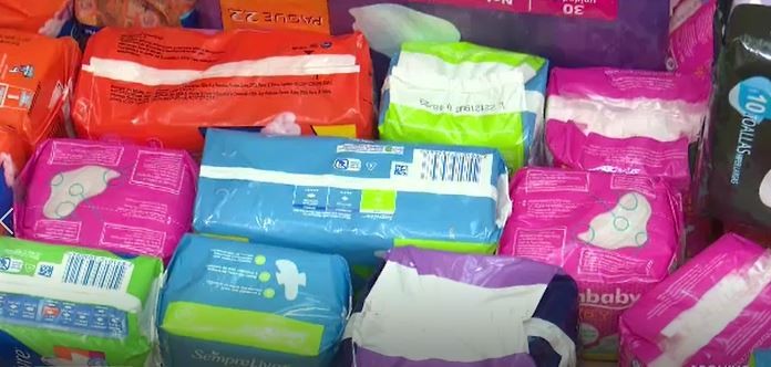 Campanha arrecada absorventes para mulheres em situação de vulnerabilidade em Juiz de Fora