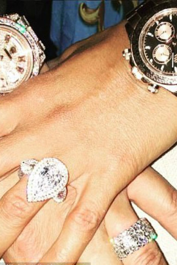 Mel B e seu anel de quase R$2mi (Foto: Reprodução/Instagram)