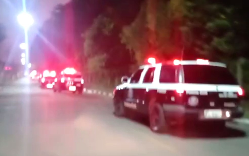 Viaturas da Polícia Civil realizam operação contra quadrilha de roubo de caminhonetes na região de Campinas — Foto: Polícia Civil/Divulgação