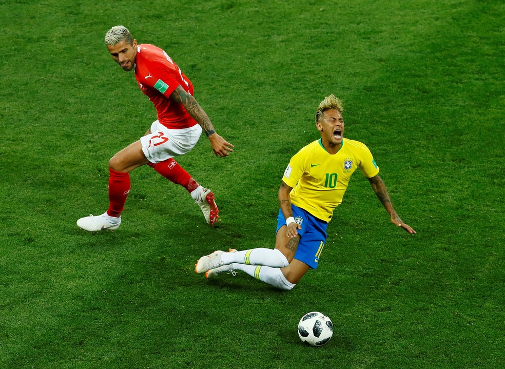 Neymar em ação na Copa do Mundo (Foto: Reuters)