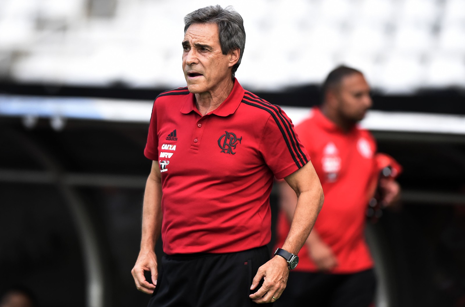 Carpegiani desabafa após vitória em clássico: Há uma cobrança exagerada