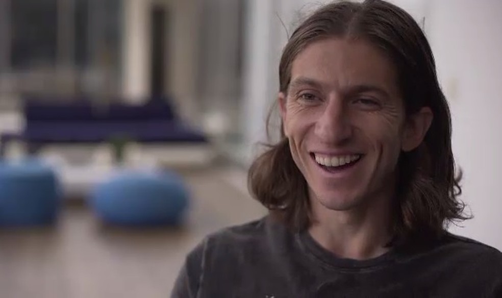 Filipe Luís conta que se voltasse mais tarde poderia não render tão bem como queria no clube do coração — Foto: Ronaldo Gonçalo