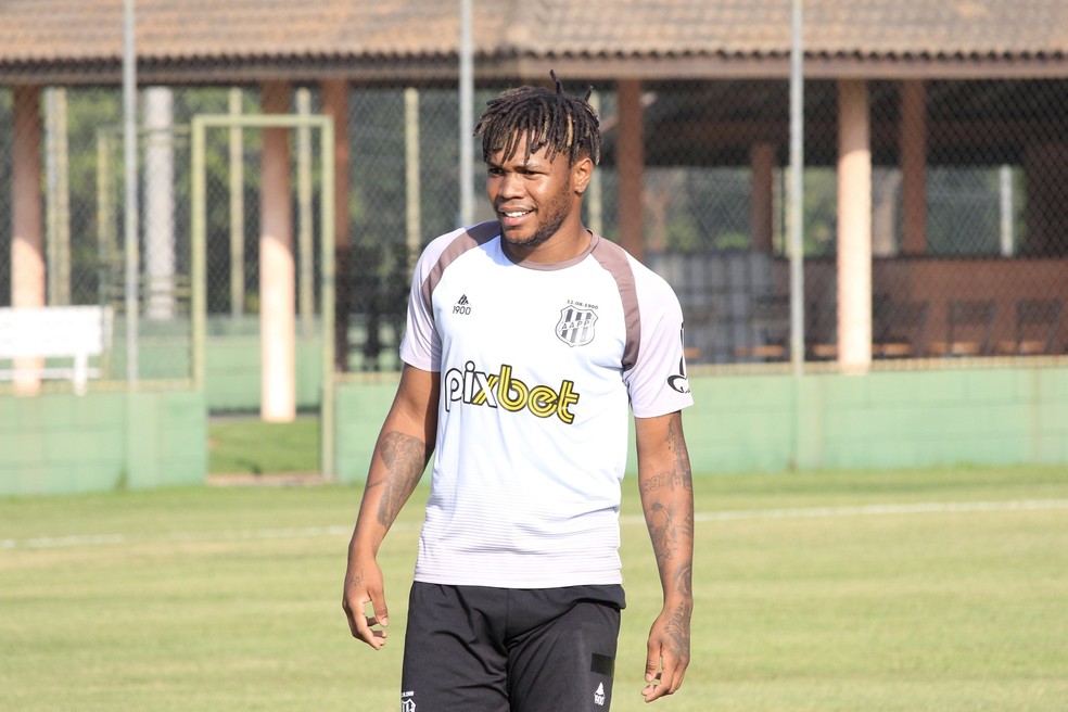 Matheus Jesus, do Corinthians, entrará em 2023 livre para atuar após suspensão por doping