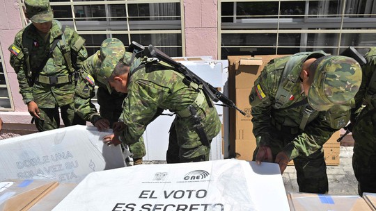 Candidato a prefeito é assassinado na véspera de eleição no Equador