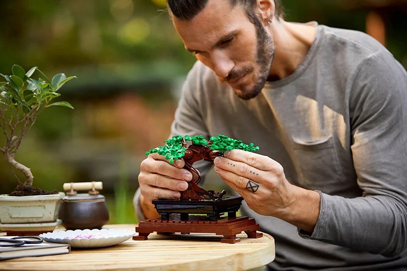O kit de árvores de bonsai é composto por 878 peças (Foto: Divulgação | LEGO)