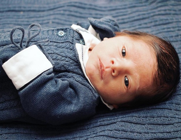 Joaquim, filho recém-nascido de Pérola Faria e Mário Bregieira (Foto: Reprodução/Instagram)