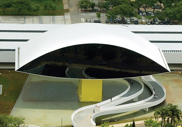 Gentlemen's Club: Museu Oscar Niemeyer (Foto: divulgação / reprodução  )