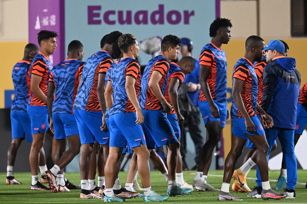 Treino da seleção do Equador no Catar — Foto: Raul ARBOLEDA / AFP
