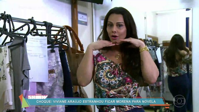 Viviane Araújo mostrou o figurino de Edith em 'Rock Story' (Foto: TV Globo)