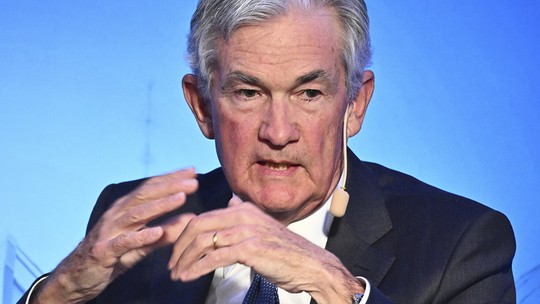 Mais evidências são necessárias para afirmar que inflação está caindo de forma sustentada, diz Powell