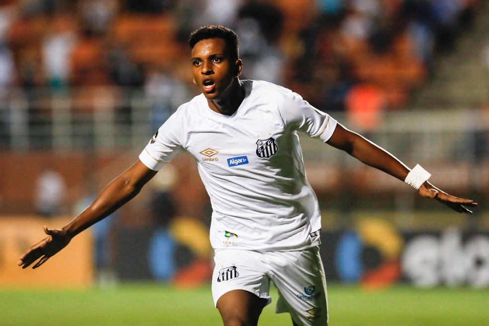 Rodrygo, vendido para o Real Madrod, deve deixar o Santos no meio do ano — Foto: Ricardo Moreira/BP Filmes