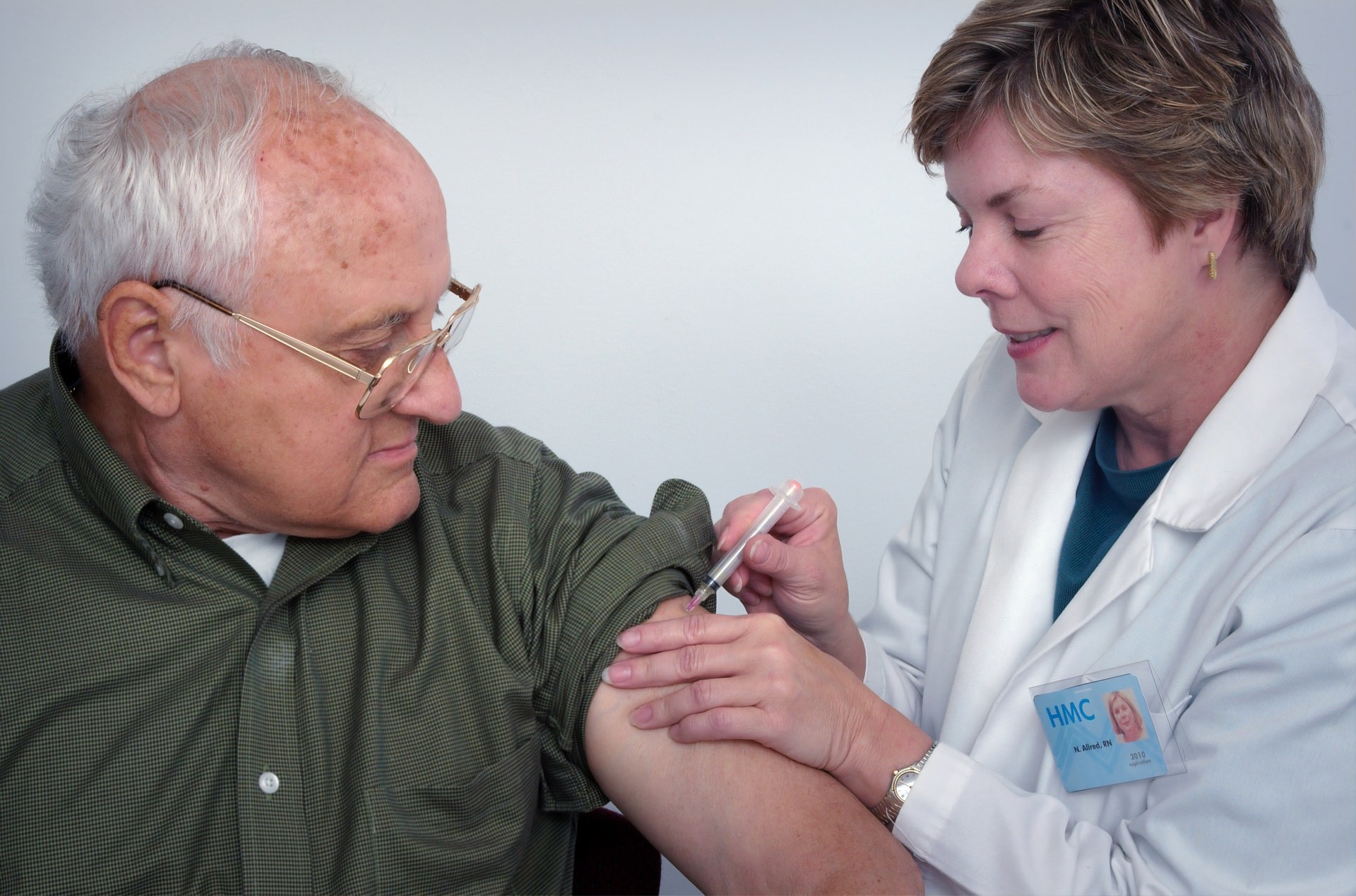 Vacina contra Alzheimer passou por ensaio clínico de fase 2  (Foto: Unsplash/CDC )