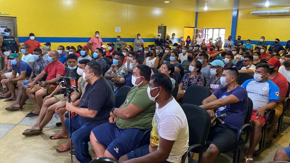 Garimpeiros se reúnem com prefeito de Humaitá, Dedei Lobo — Foto: Lucas Lobo/Rede Amazônica