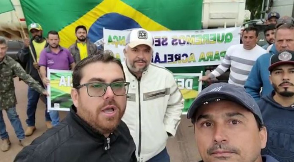 Manifestantes continuam ocupando estradas federais no Acre  — Foto: Reprodução
