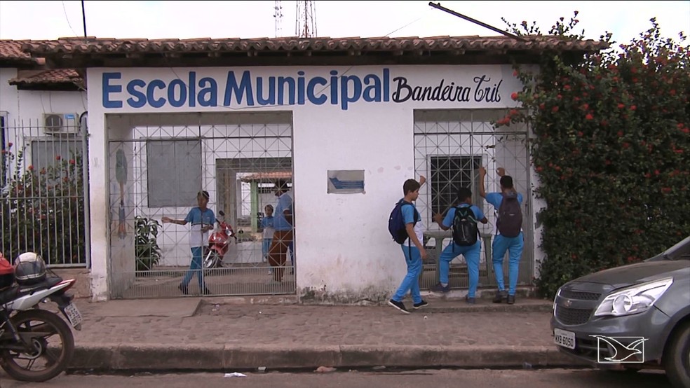 Alunos da rede muncipal de Santa Inês foram alertados sobre greve. (Foto: Reprodução/TV Mirante)