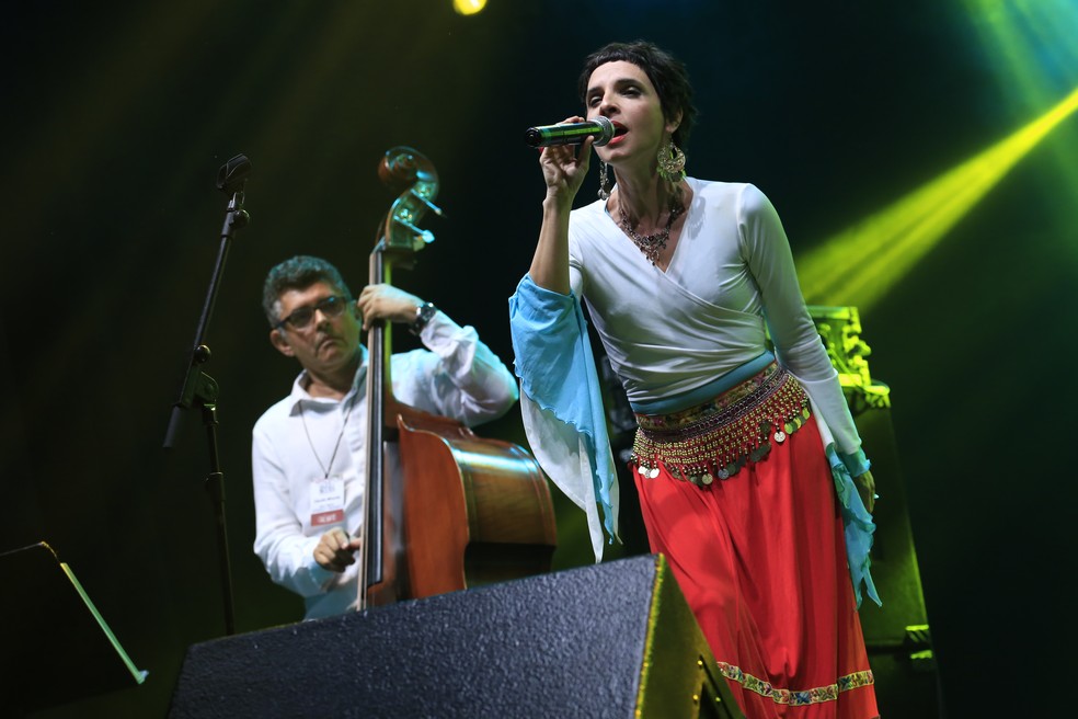 Paula Tesser faz show no festival “Delícias do Mundo”. (Foto: Chico Gadelha/Divulgação)