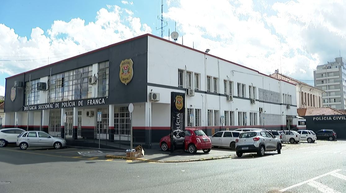 Escrivão da Polícia Civil suspeito de assédio sexual dentro de delegacia é preso em Franca, SP
