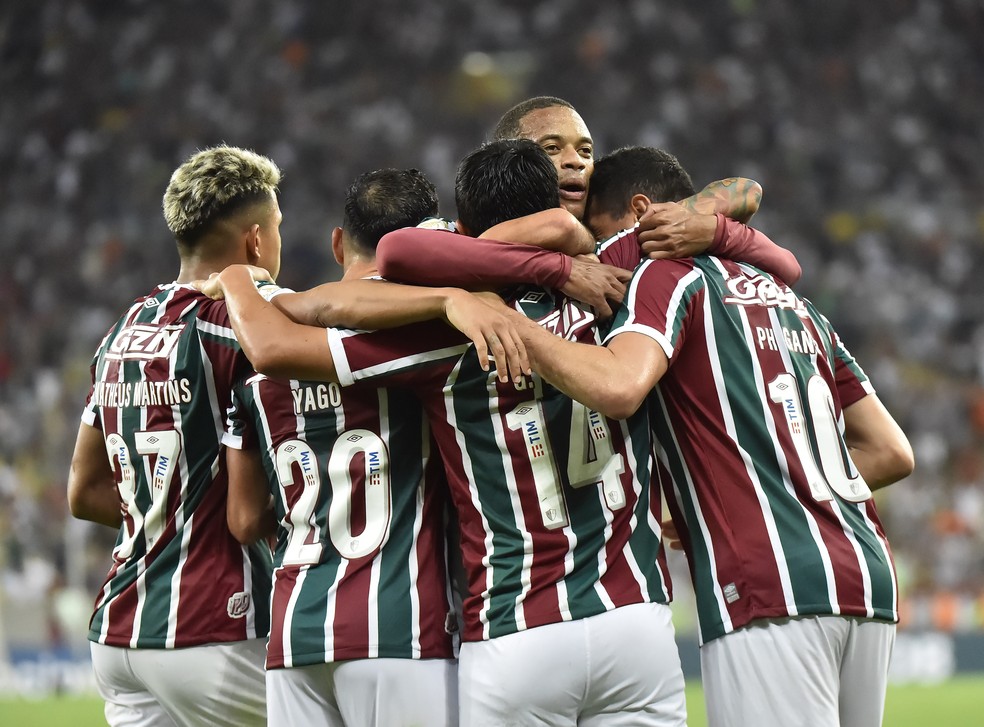 Jogadores do Fluminense comemora gol contra o Fortaleza � Foto: Andr� Dur�o / ge