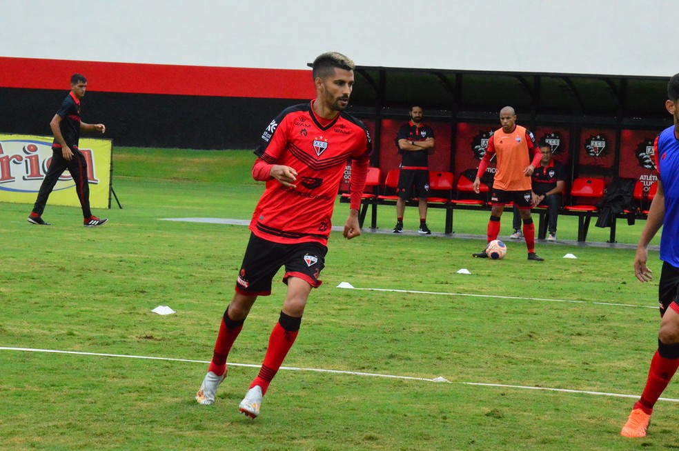 Jorginho alerta Atlético-GO sobre velocidade e contra ...