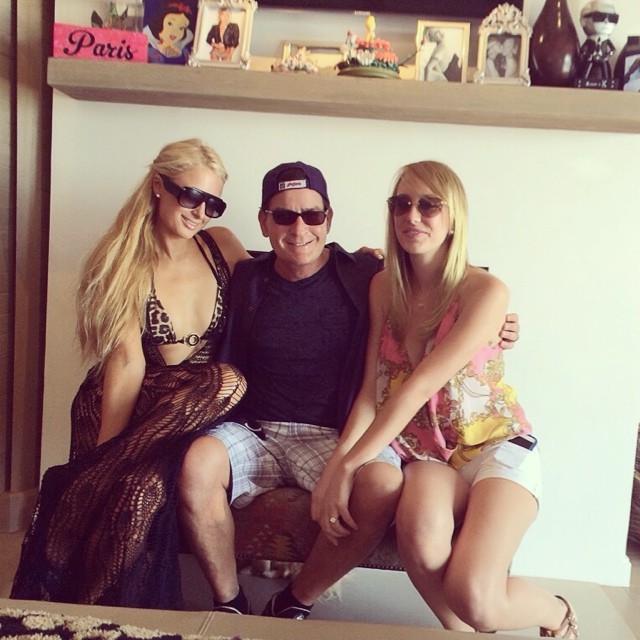Paris Hilton, Charlie Sheen e Scottine Sheen (Foto: Reprodução/Instagram)
