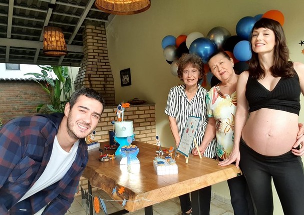 Marcos Veras e Rosanne Mulholland fazem chá de bebê virtual para Davi (Foto: Reprodução/Instagram)