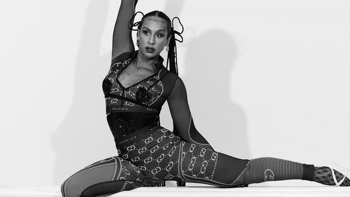 Linn da Quebrada sobre respeito a identidade de gênero: "Nossa presença ainda tem a necessidade de ser didática" - Glamour Brasil