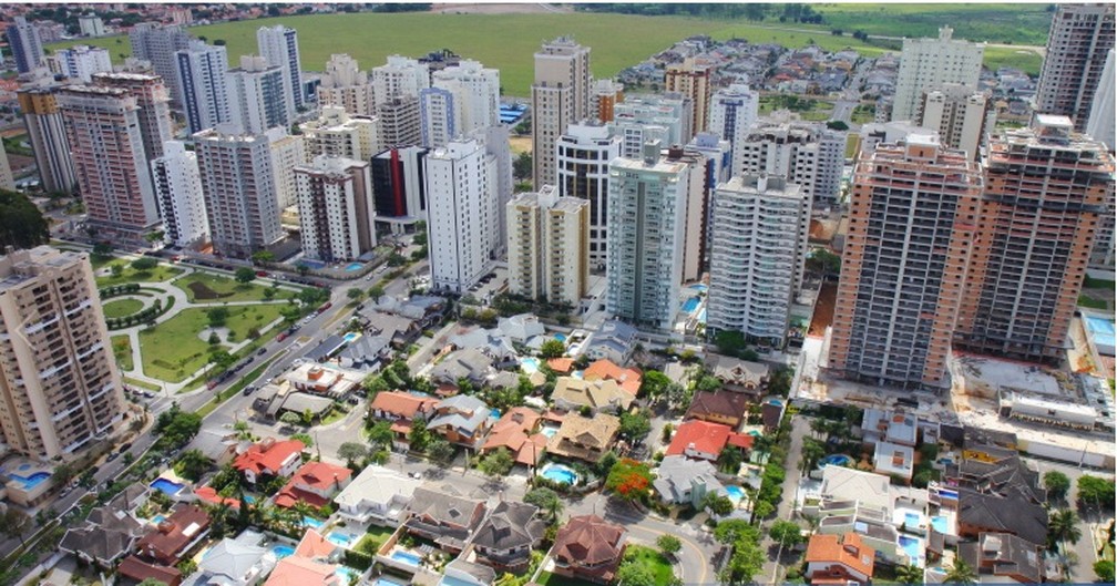 Prédios formam 'cinturão de concreto' no Jardim Aquárius (Foto: Adenir Britto/Divulgação Prefeitura de São José dos Campos)