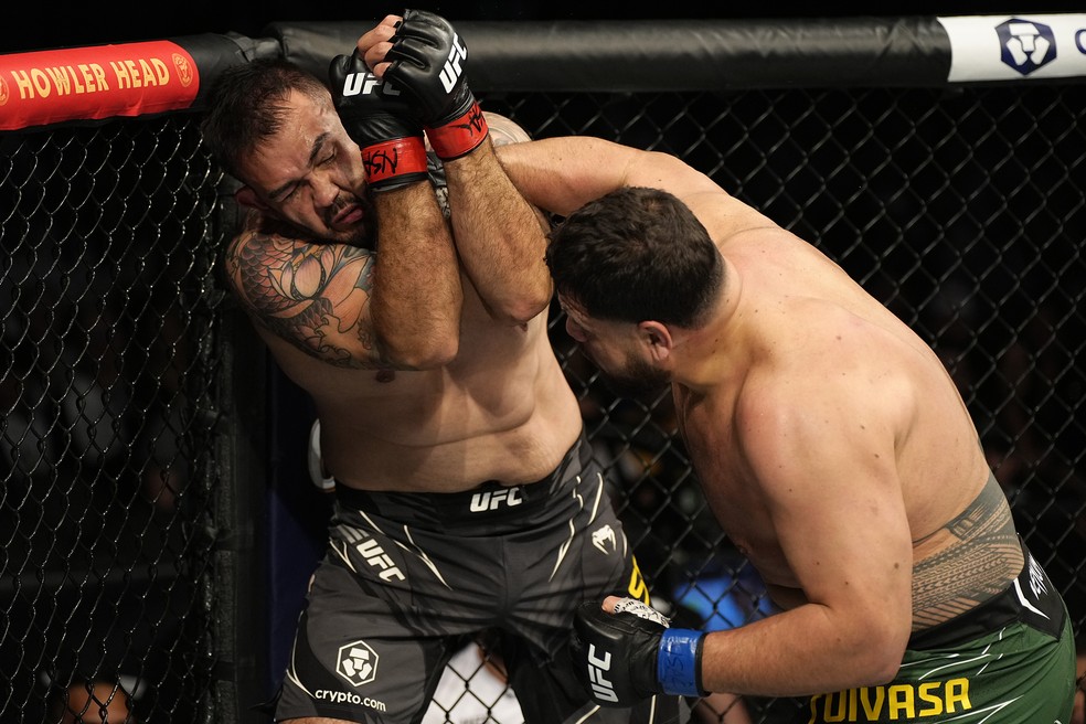 Tai Tuivasa venceu Augusto Sakai por nocaute aos 26s do R2 — Foto: Getty Images